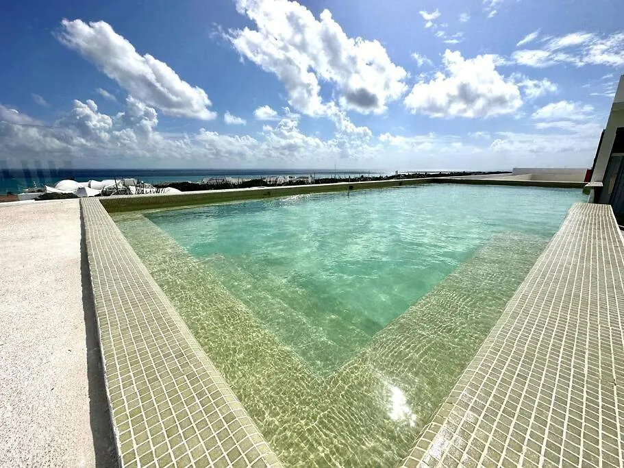 1Br Modern Apt With Rooftop Pool, Gym & Spa Playa del Carmen Apartment