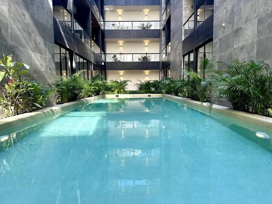 1Br Modern Apt With Rooftop Pool, Gym & Spa Playa del Carmen Apartment